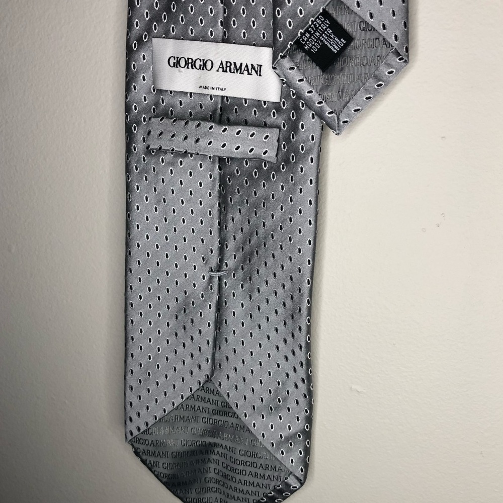 Giorgio Armani Silk Tie Silver Black 60”